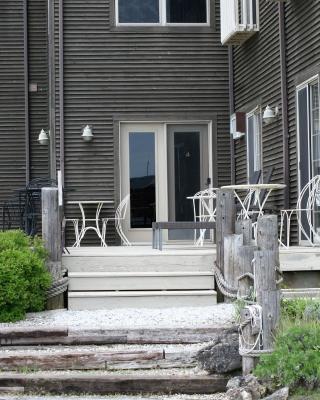 Inn on the Harbour and Telegraph House