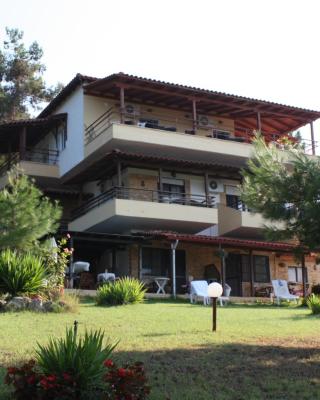 Bambola Apartments by Booking Kottas