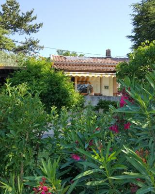 Rêve de Provence Villa avec jardin et piscine