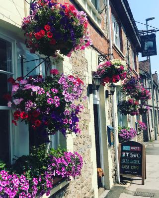The Nags Head - Room only accommodation