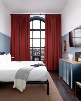 The Chicago Hotel Collection Wrigleyville