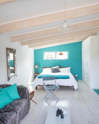 Selkie - Two Restful Studio Apartments near Noordhoek Beach & Restaurants