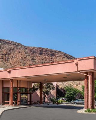 Quality Suites Moab near Arches National Park