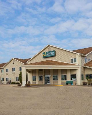 Quality Inn & Suites Belmont Route 151