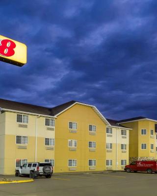 Super 8 by Wyndham Altoona