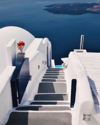 Katikies Chromata Santorini - The Leading Hotels of the World