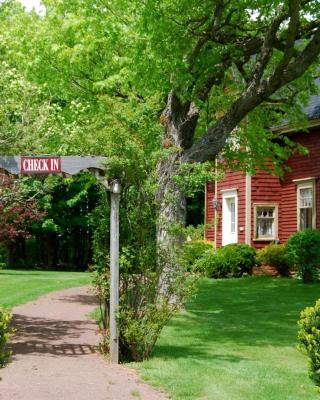 Bugaboo Cottages