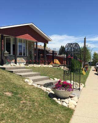 The Calgary Hub hostel style Home