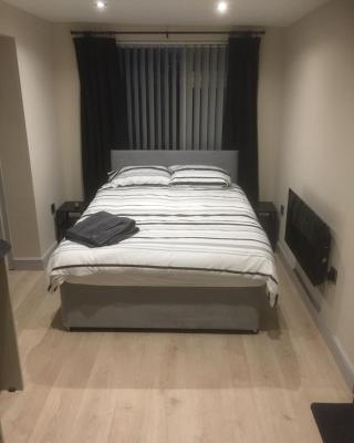 Private en-suite guestroom Ruthin