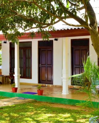 Niduwari Lake Homestay