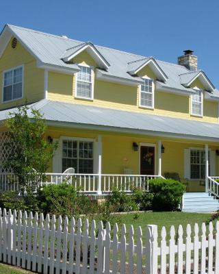 Yellow House B&B