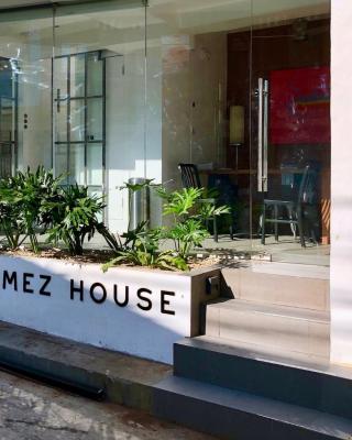 Gomez House