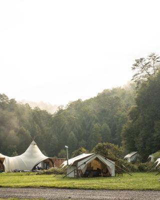 Under Canvas Great Smoky Mountains