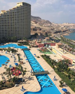 Hotel apartments - porto el sokhna - family only
