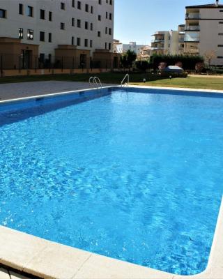 APARTAMENTO EN ROSES A 2 MINUTOS DE LA PLAYA CON VISTA AL MAR