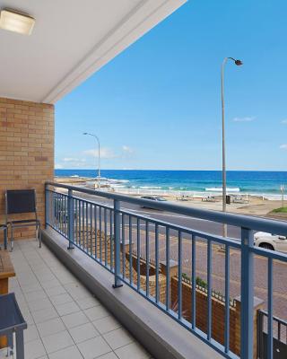 Newcastle Short Stay Accommodation - Sandbar Newcastle Beach