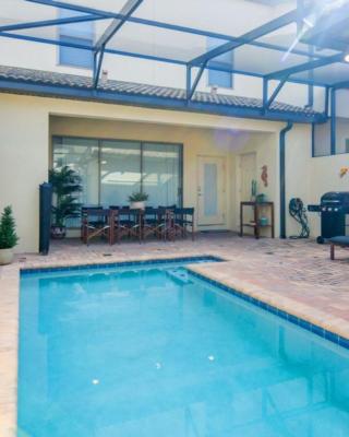 Luxurious Vacation Townhome with Private Pool at Windsor at Westside WW8948