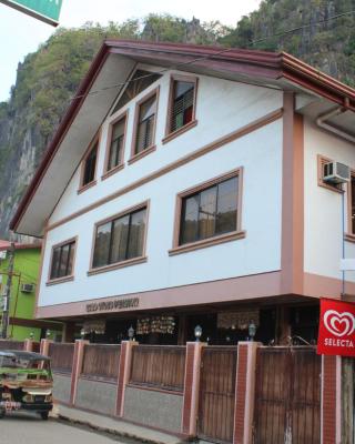 Lolo Oyong Pension House