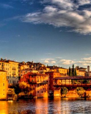 Bassano Up