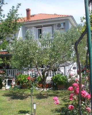 Apartmani i sobe Mara