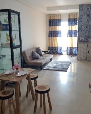 5 Beds 2 Bedroom Floor 20, Sea View, Fast Internet