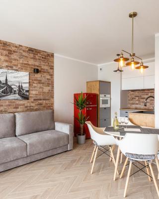 B&W Luxurious Apartment in the center of Wroclaw