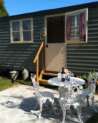 The English shepherds hut @ Les Aulnaies