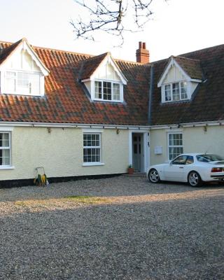 Home farm cottage Guest House