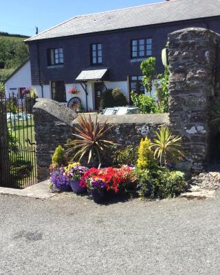 Coombe House B&B