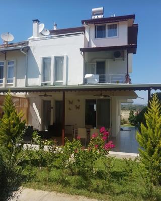 Triblex Villa I Private Beach I Walking Distance to the Sea 300 meters