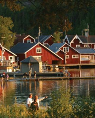 Norrfällsvikens Camping, Stugby & Marina