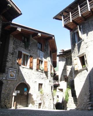 La Piazzetta di Canale B&B