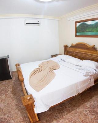 HOTEL BAHÍA PINORROA