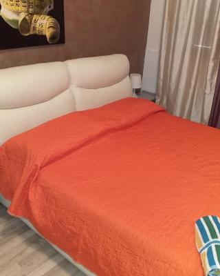 BED&FLY NEAR AIRPORT FONTANAROSSA BAGNO PRIVATO In CAMERA