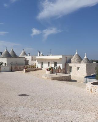 Trulli Dal Sole alla Luna