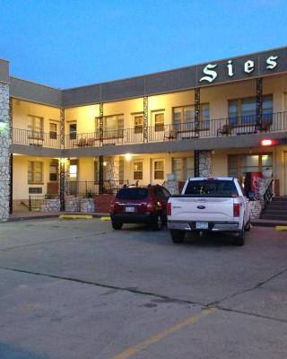 Siesta Motel