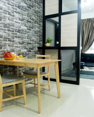 Ezzyhome@Medini