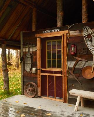 Trapper John's Cabin & Cottages