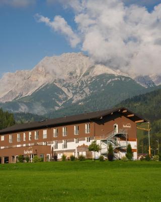 Fairhotel Hochfilzen B&B