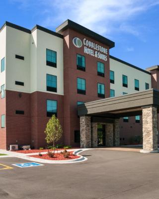 Cobblestone Hotel & Suites Appleton International Airport