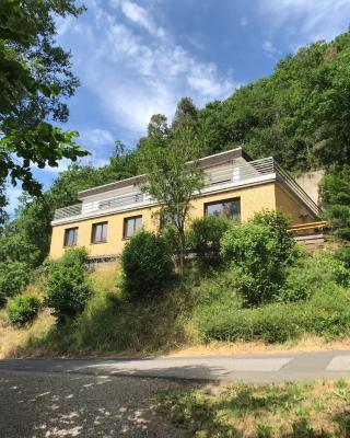 Villa Holgenbach - Penthouse- und Ferienwohnung im Nationalpark Eifel