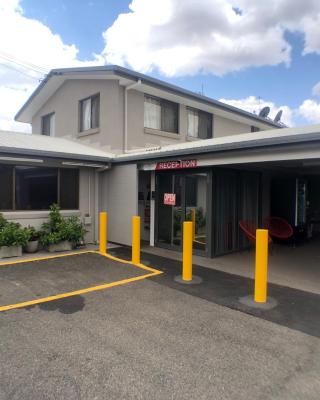 Allan Cunningham Motel