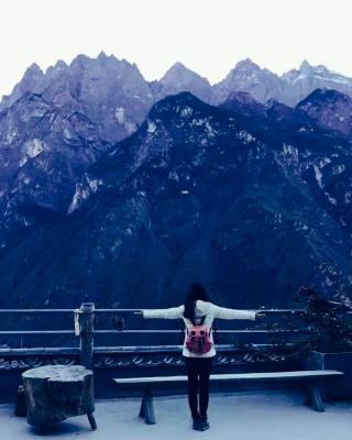 香格里拉虎跳峡茶马客栈