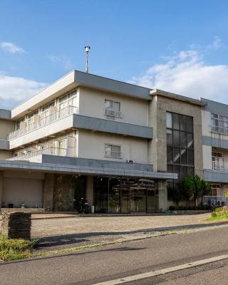 Tsuruga Tunnel Onsen Kitaguni Grand Hotel
