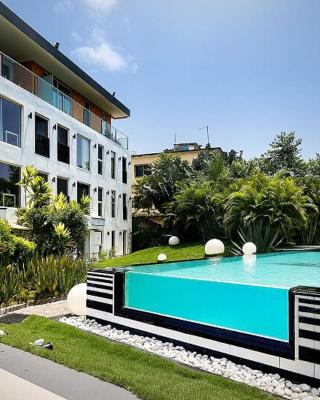 Red Mango Hotel and Apartments