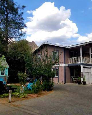 Sacred Mtn River Suites