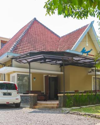 RedDoorz Plus near Brawijaya Museum