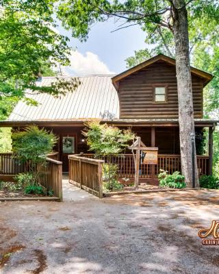 Top of the World 2 Bedroom 2 Bath Cabin between Pigeon Forge and Gatlinburg