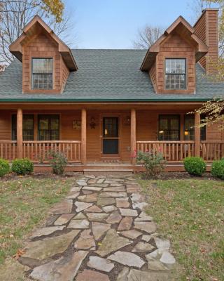 Kingfisher Cove Cabin 2