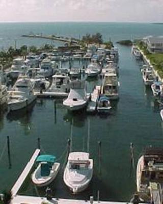 LICENSED MGR - 2/2 VILLA - OCEANFRONT BEACH RESORT - SALTWATER LAGOON & MARINA!